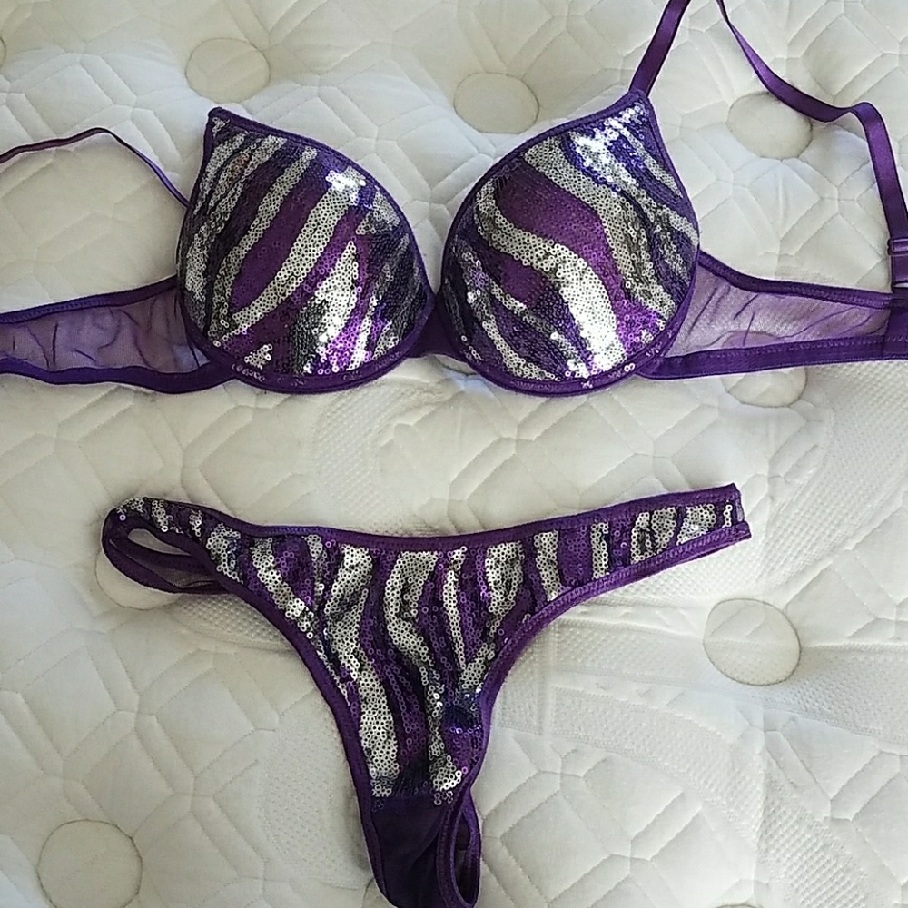 Bra and panty set